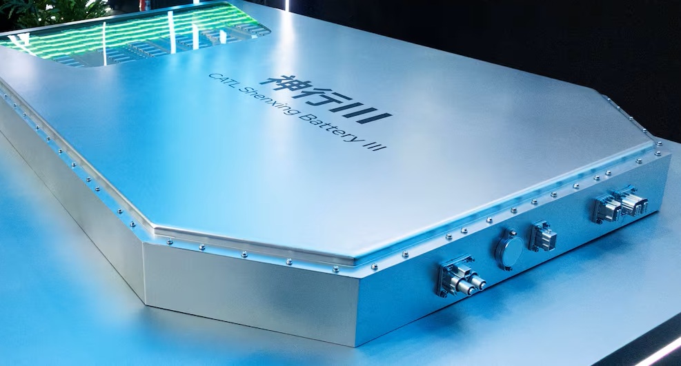 CATL uimește: Bateria Qilin, cu 1.000 km autonomie, schimbă industria EV