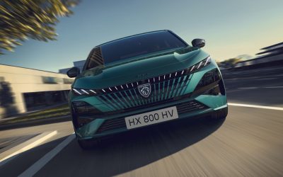 Un colos auto dă mâna cu Microsoft: AI la volan pentru viitor