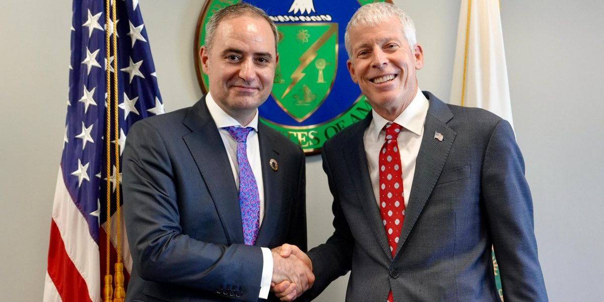 Nazare: România, uși deschise la Washington. Avertisment privind stabilitatea și investițiile