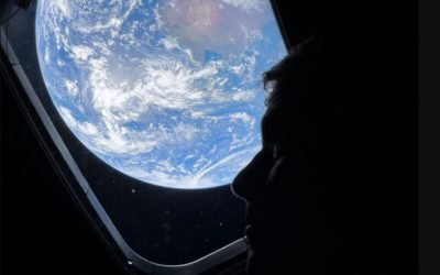 Astronauții de pe Artemis 2 au văzut, în premieră, fața ascunsă a Lunii Astronauții de pe misiunea Artemis 2, parte a NASA, au parcurs deja două treimi din drumul spre Lună, oferind lumii imagini inedite