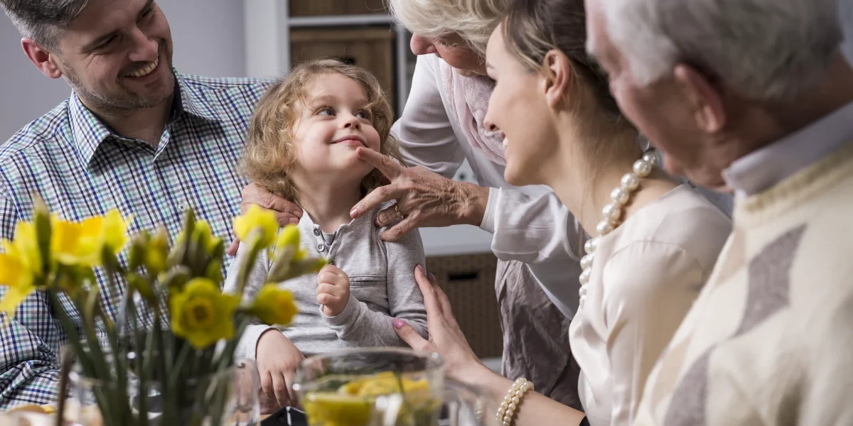 Ghidul Părinților: Ce Evităm de Paște pentru Copii, Ca Să Fii Liniștit!