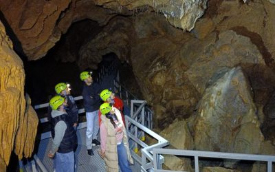 Grota Ursului, redeschisă la Moneasa: Sistem de iluminat, nu 100% funcțional