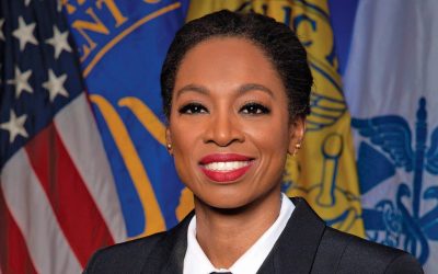 Casa Albă: Fostul medic al Marinei SUA, favorit la șefia CDC