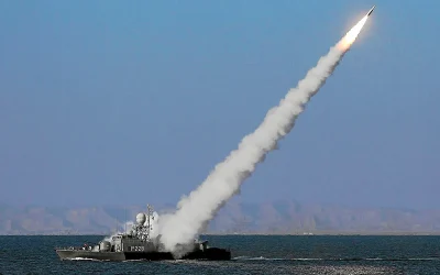 Tensiunile cresc în Orientul Mijlociu: Tregua fragilă dintre Iran și Statele Unite, amenințată de noi confruntări O posibilă nouă escaladare a conflictului în Orientul Mijlociu se profilează, în contextul în care o încetare a focului, așteptată cu speranță între Iran și Statele Unite, pare să fie amenințată