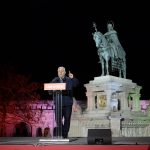 Lehet, hogy a mi gyűlésünk unalmasabb, de herebere partikkal nem tudunk szolgálni