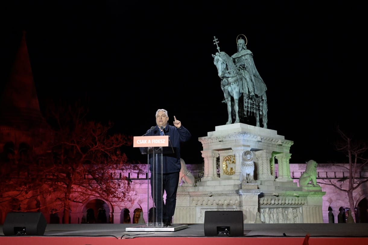 Lehet, hogy a mi gyűlésünk unalmasabb, de herebere partikkal nem tudunk szolgálni