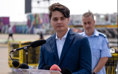 Selly Anunță Nibiru, un Complex de Divertisment Record la Costinești Andrei Șelaru, cunoscut publicului ca Selly, a dezvăluit planurile pentru un mega-complex de divertisment numit Nibiru, care va fi inaugurat la Costinești pe 16 iulie 2026