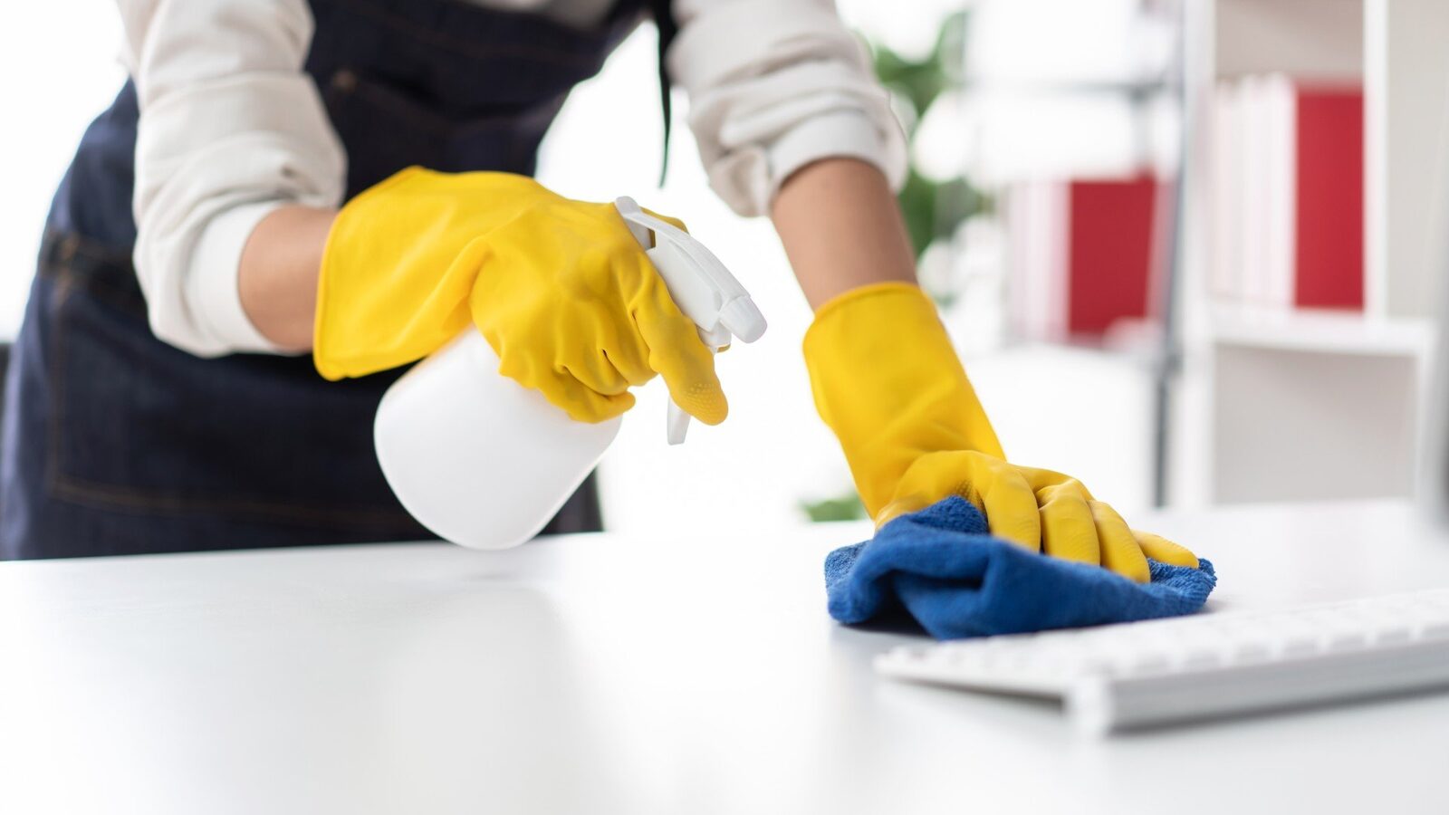 Curățenia, afacere de succes în România: Cererea a crescut cu 57%