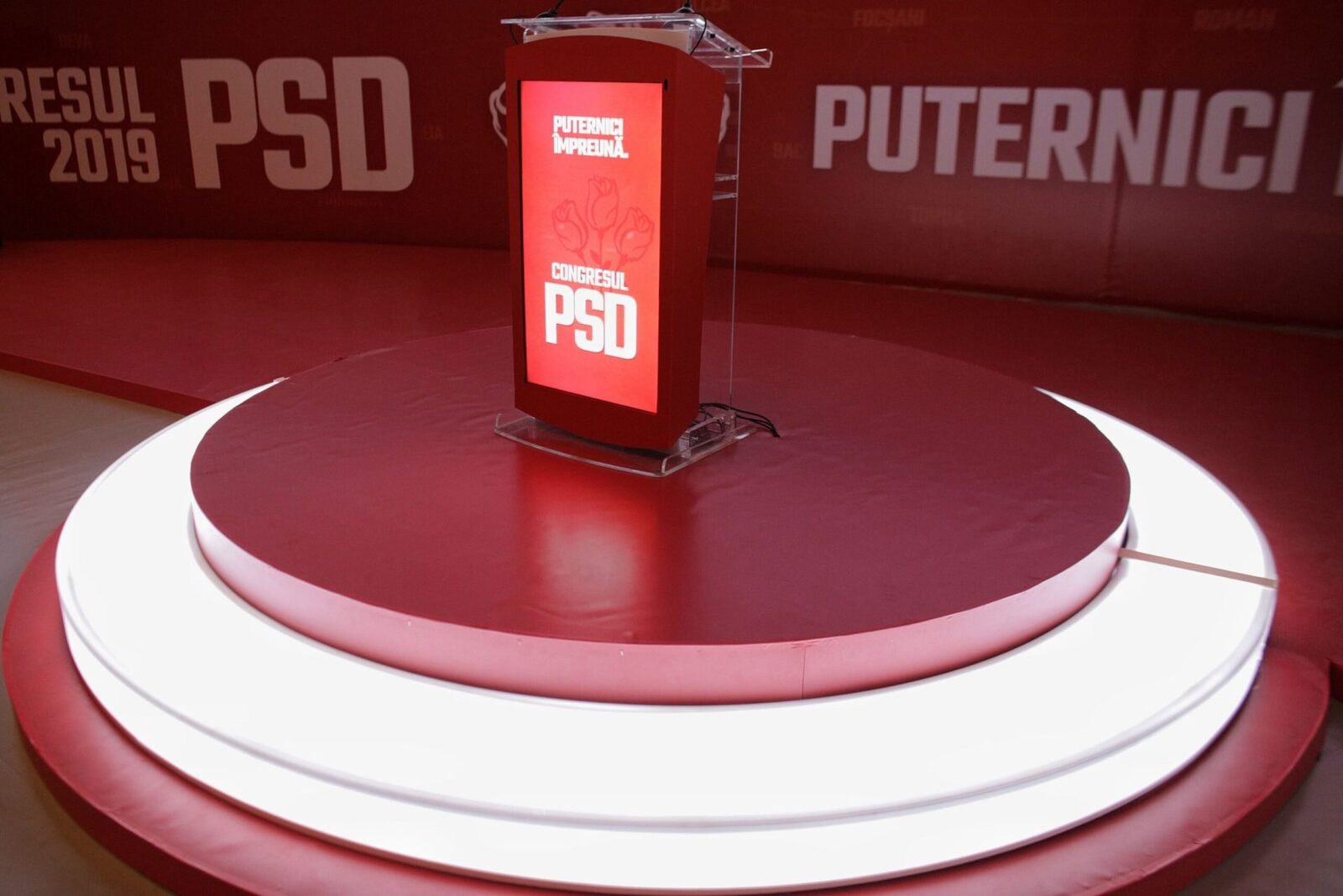 PNL acuză PSD că vrea să deturneze reformele și fondurile europene București – Vicepreședintele PNL, Alexandru MURARU, a lansat un atac dur la adresa PSD, vineri, afirmând că social-democrații urmăresc instalarea unui nou guvern care să anuleze reformele implementate până acum