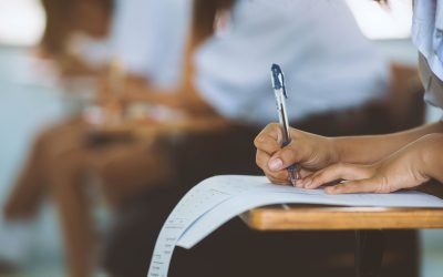 Elevii de clasa a XII-a au susținut simularea examenului de Bacalaureat 2026, probele scrise, în perioada 23-26 martie