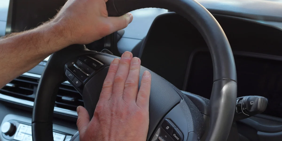 Mașinile, sub lupa UE: Pașaport digital de mediu din 2026 pentru România