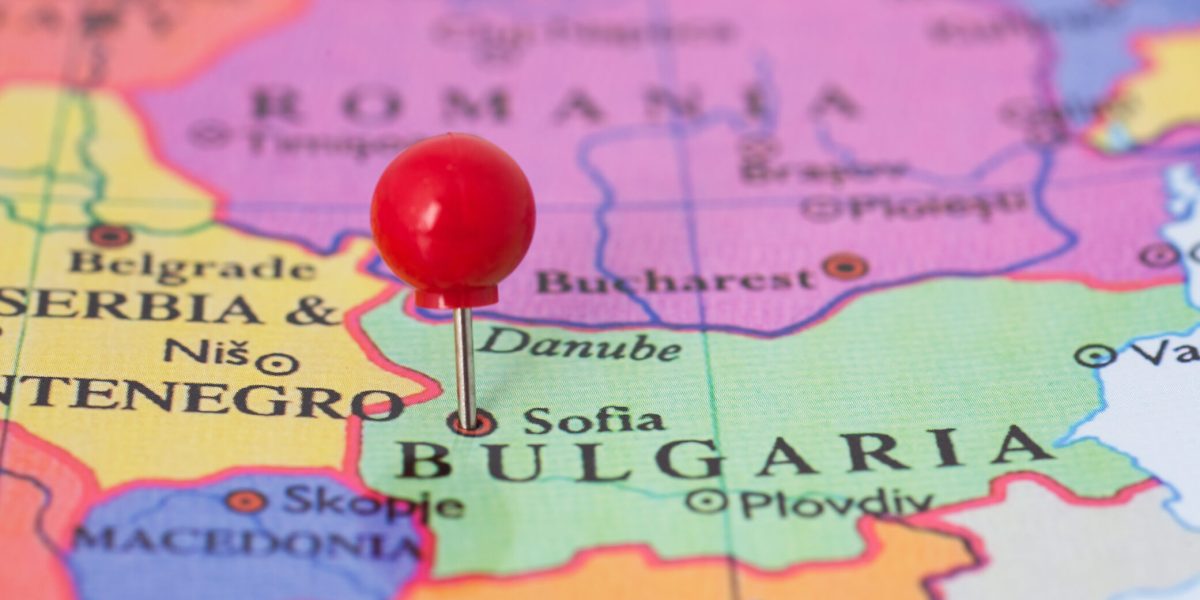 Avans important pentru coaliția lui Radev în Bulgaria, arată exit-poll-urile