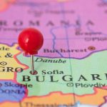 Avans important pentru coaliția lui Radev în Bulgaria, arată exit-poll-urile