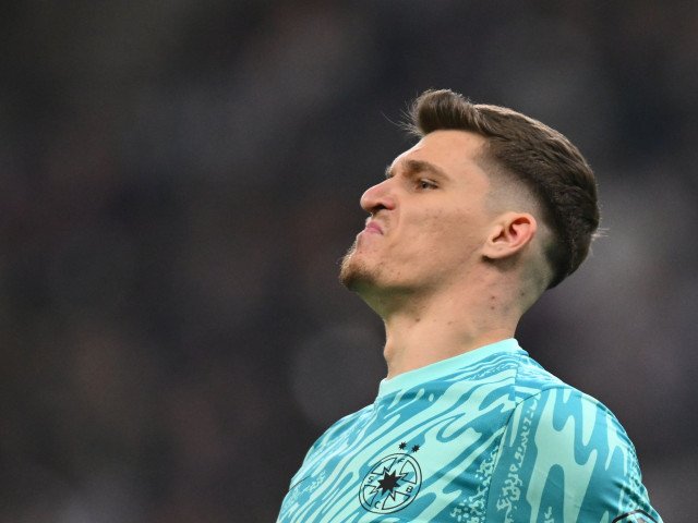 E gata! Ștefan Târnovanu a fost anunțat că nu mai joacă la FCSB și este gata să plece