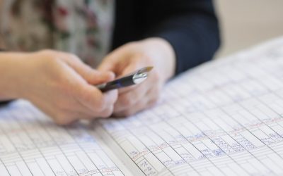 Titularizare: România, sistemul testelor e depășit. Doi profesori spun cum să evaluăm corect