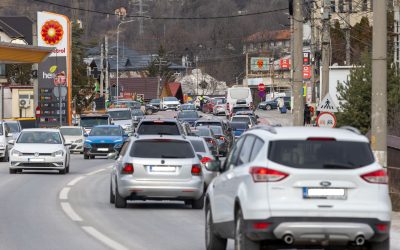 Blocaj infernal pe Valea Prahovei: DN 1 și DN 7, paralizate. Poliția recomandă rute ocolitoare