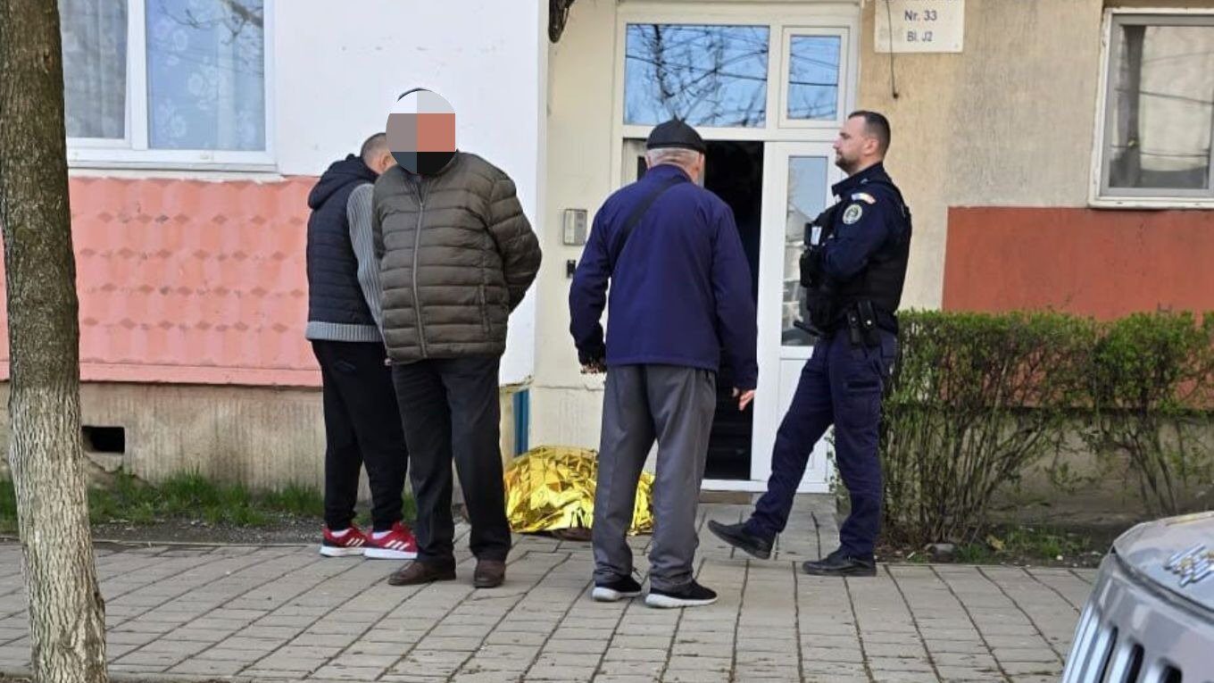 Sfârșit tragic pentru un ieșean de 74 de ani. A murit după ce a căzut pe scări