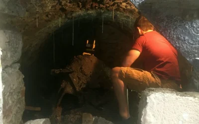 Bărbat din România, șocat: A găsit „poarta spre trecut” în timpul renovării