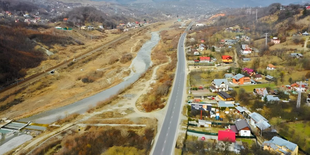 Decenii de eșecuri: România, blocată-n promisiuni