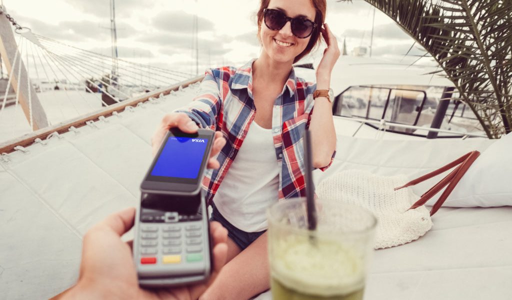 Visa deschide calea cumpărăturilor bazate pe inteligență artificială, global