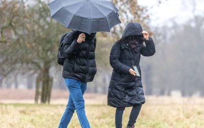 Vremea rea se abate asupra României: Meteorologii emit avertismente de ploi, vânt și ninsori Administrația Națională de Meteorologie (ANM) a emis o informare meteo valabilă pentru majoritatea regiunilor țării, începând de joi dimineața și până sâmbătă seara