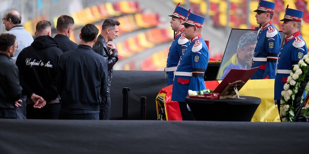 Rădoi, discurs DEVASTATOR despre Lucescu: „Ori mori acolo, ori pleci acasă”