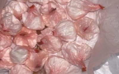 Craiova: Dealer prins cu cocaină în trafic, zeci de doze descoperite!