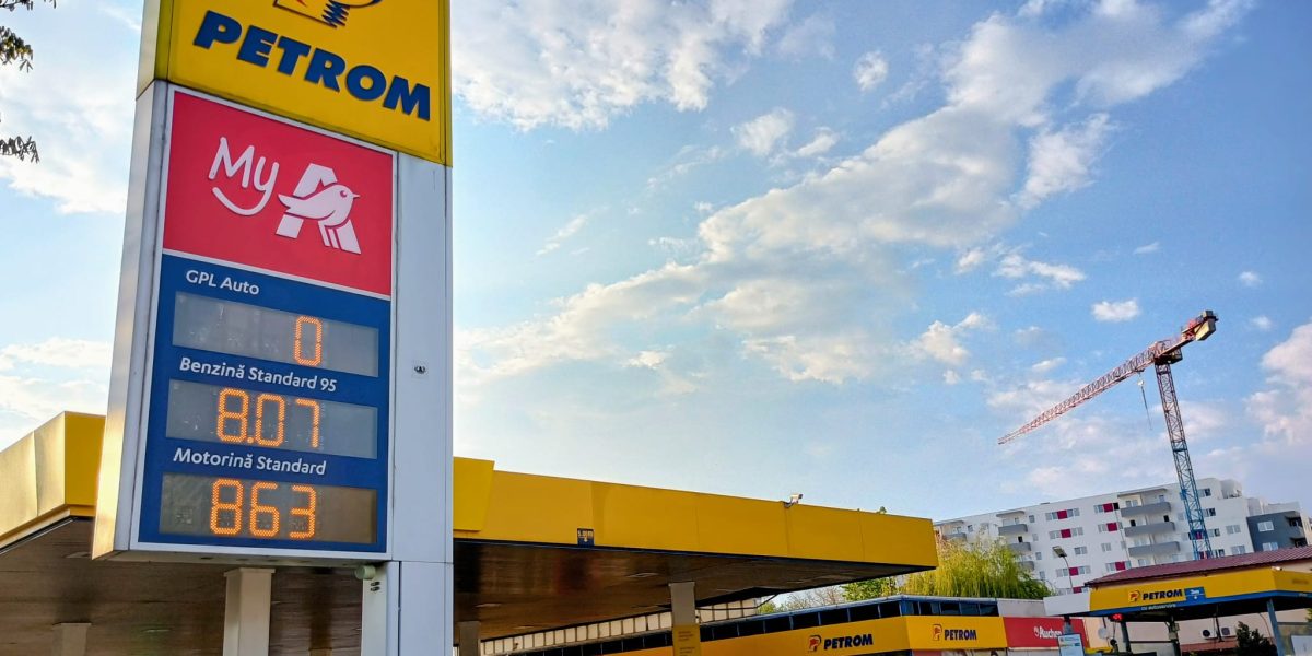 Prețurile la pompă, minime din timpul războiului din Iran: De ce nu e bucurie