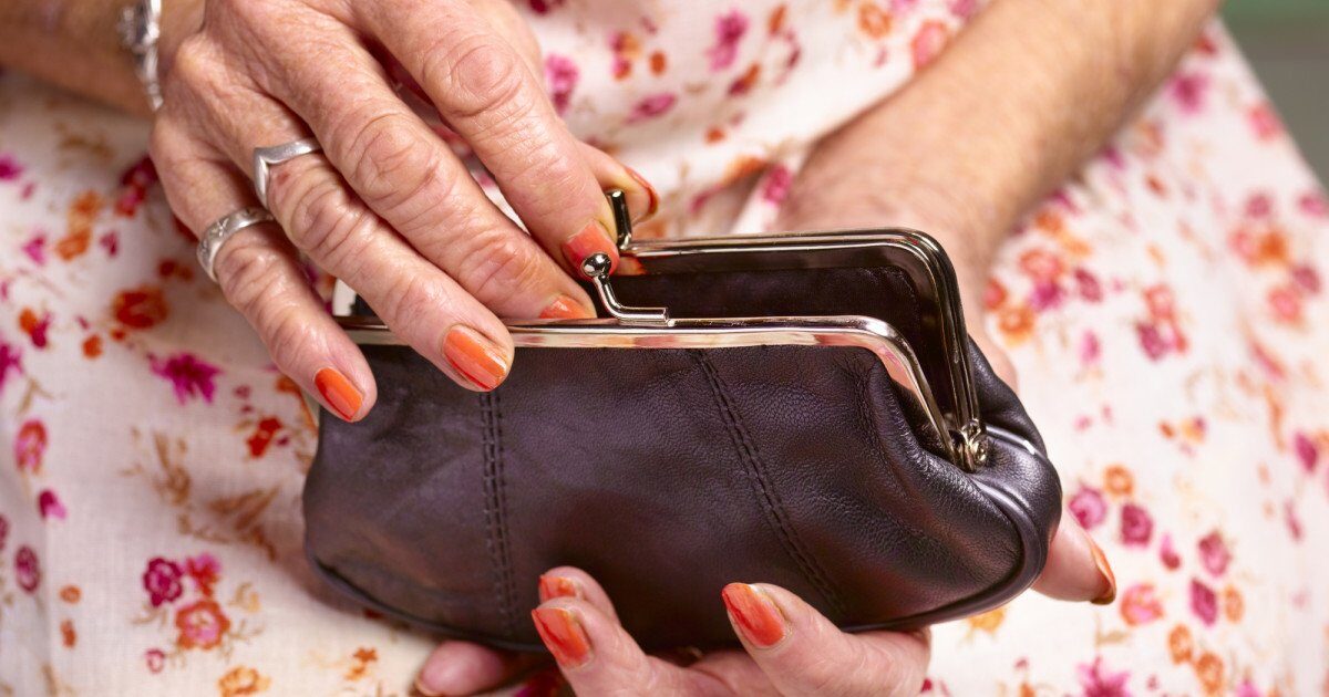 Câți pensionari are România în martie 2026 și ce pensie încasează
