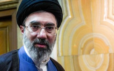 Declarații dure din partea lui Mojtaba KHAMENEI după amenințările lui Donald Trump Amenințările lui Donald Trump privind bombardarea IRANULUI și readucerea țării în „Epoca de Piatră” au stârnit reacții vehemente din partea lui Mojtaba KHAMENEI