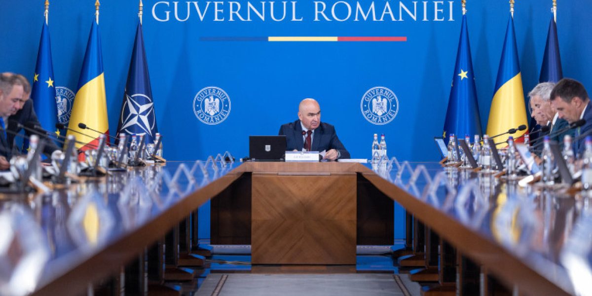 Bolojan avertizează: România, în pragul unei crize politice Premierul Ilie Bolojan a tras un semnal de alarmă, luni, la Digi24, cu privire la tensiunile din coaliția de guvernare