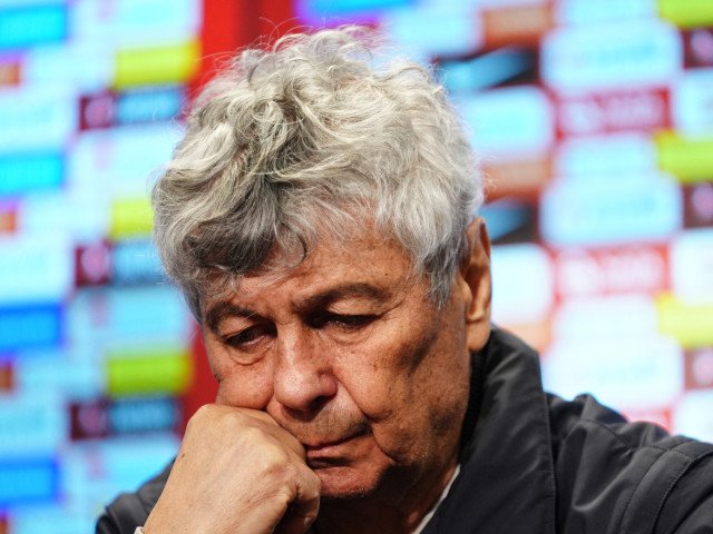 Starea de sănătate a lui MIRCEA Lucescu, analizată de un medic cardiolog: „Dacă nu era la spital, murea!” Fostul selecționer al echipei naționale de fotbal a României, MIRCEA Lucescu, se confruntă în continuare cu probleme de sănătate serioase, după ce a fost internat de urgență la sfârșitul lunii martie