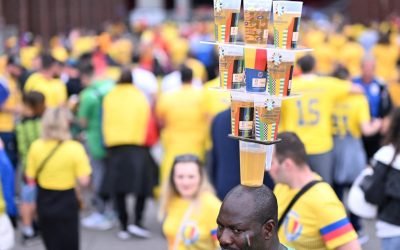 Confuzie totală în Senat: Votul privind berea pe stadion, schimbat de trei ori Un vot aparent simplu în Senat, privind consumul de bere pe stadioane, s-a transformat într-un spectacol de neînțelegeri și răsturnări de situație, stârnind controverse și acuzații de încălcare a regulamentului