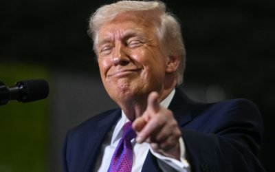 Nobelistul cere Golfului să-l oprească pe Trump: „e nebun!”