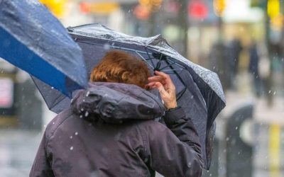 Vreme severă în România: ANM a emis coduri de vreme rea în toată țara Administrația Națională de Meteorologie (ANM) a emis avertizări de vreme severă pentru miercuri și joi, cu ninsori viscolite, vânt puternic, precipitații mixte și o răcire accentuată în întreaga țară