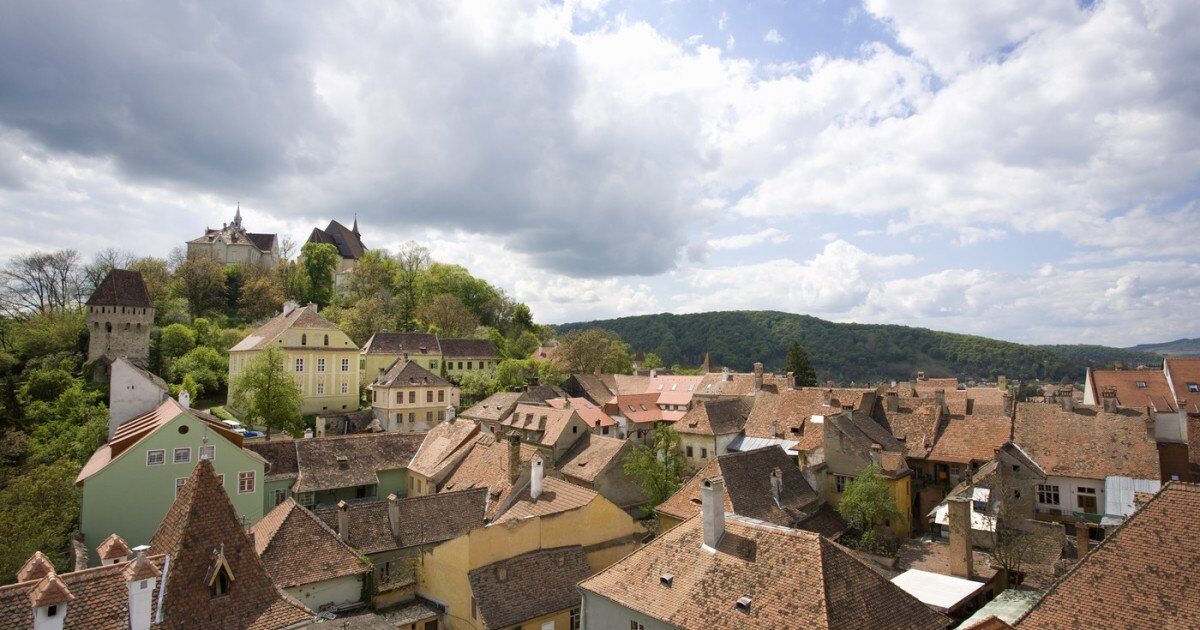 Guvernul a dat startul: România își caută satele pentru „Best Tourism Villages”