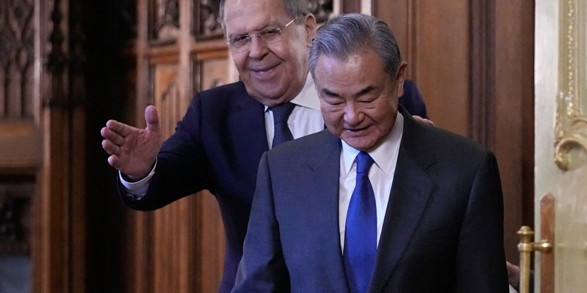 Lavrov, la Beijing: Ce planuri are Rusia cu China în noul context global?