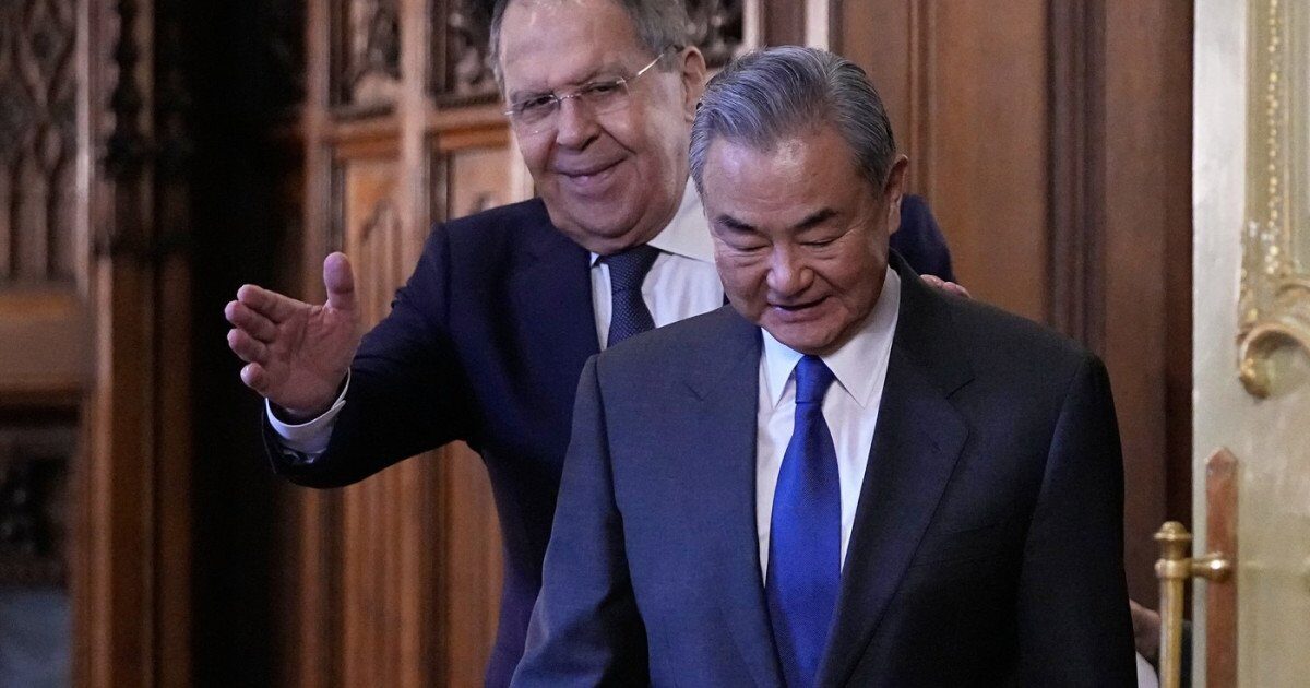 Lavrov, la Beijing: Ce planuri are Rusia cu China în noul context global?