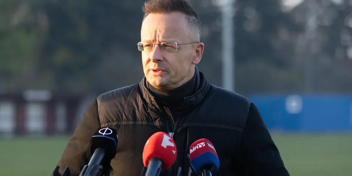 Peter Szijjarto rupe tăcerea: Un mesaj neașteptat după șase zile