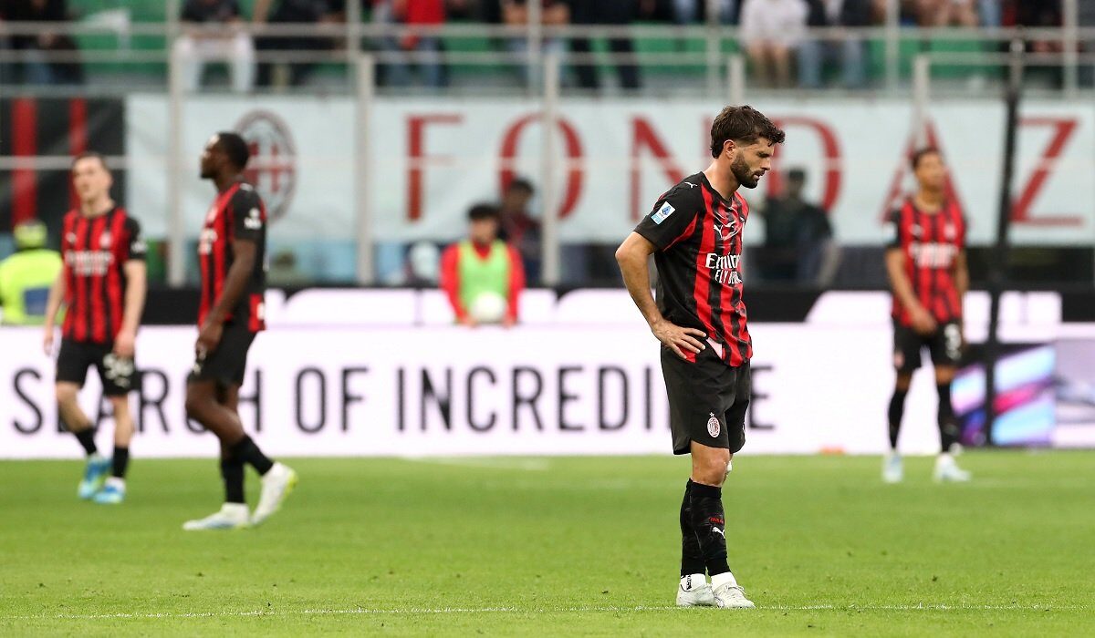 Milan, umilită pe San Siro: Udinese, victorie clară cu 3-0 și titlul, departe