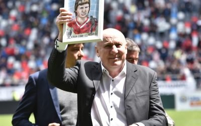 Steaua București, aproape de promovare: Adrian Bumbescu anunță vești bune pentru fani Legenda Stelei, Adrian Bumbescu, a anunțat că echipa de fotbal se află în pragul obținerii dreptului de promovare în Superliga, un pas așteptat de fanii clubului