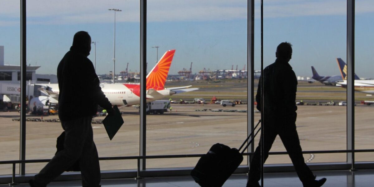 Așteptare infernală la granițe: Pasagerii stau și 3 ore la controale