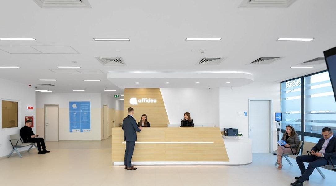 Affidea România intră pe piața spitalelor: Achiziție importantă în București Affidea România, parte a grupului european cu același nume specializat în servicii de imagistică medicală, își extinde operațiunile la nivel local prin achiziția a două spitale din București