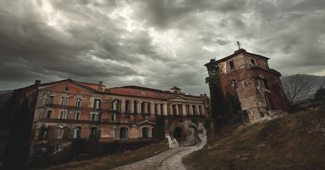 Capul Sfântului Gheorghe, adus din Sfântul Munte la Teleorman, la Mănăstirea Pantocrator