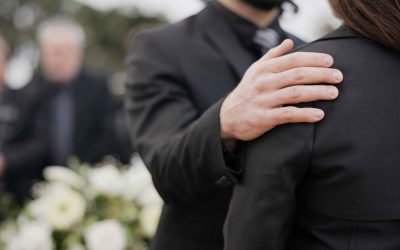 Ajutorul de înmormântare crește semnificativ din 2026: Peste 9.000 de lei pentru decesul unui asigurat Guvernul a aprobat o majorare importantă a ajutorului de înmormântare, începând cu finalul lunii martie 2026