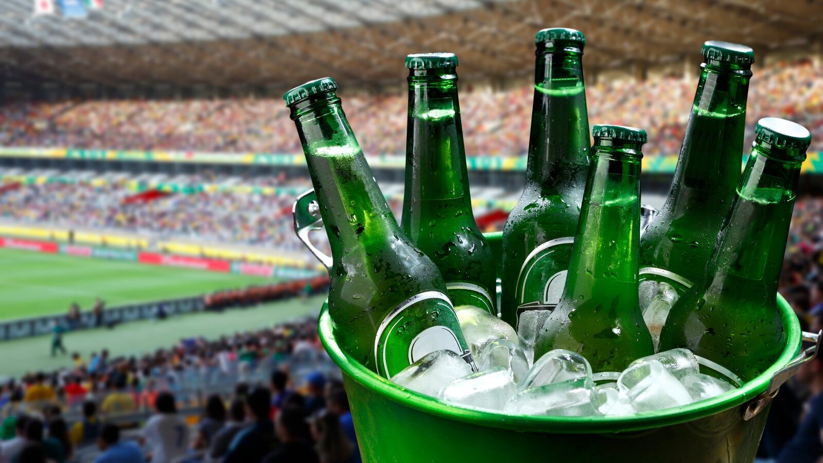 Senatul: Alcool permis pe stadioane la evenimente sportive