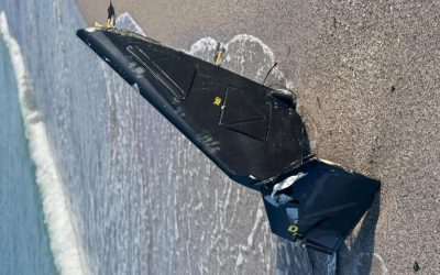 Alertă în județul Constanța: Fragmente metalice suspecte, posibil de la o dronă, descoperite pe plaja din Tuzla Comuna Tuzla, situată pe litoralul românesc, este scena unei alerte vineri seara, după ce pe plajă au fost găsite fragmente metalice