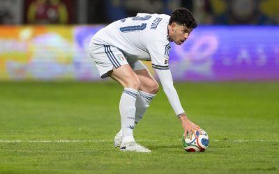 Alessandro Bastoni, fundașul lui Inter Milano și al echipei naționale a Italiei, ar putea fi nevoit să părăsească fotbalul italian pentru a-și relansa cariera, conform fostului mare fundaș italian Giuseppe Bergomi