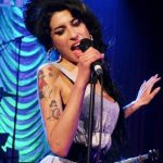 Amy Winehouse: Tatăl artistei, învins în procesul de la Înalta Curte