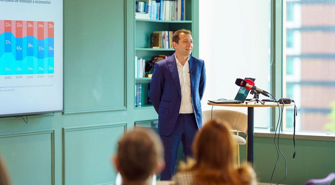 Scăderea încredereii managerilor români, evidențiată de un nou studiu Indexul CONFIDEX, barometrul încrederii managerilor români în economie, arată o schimbare semnificativă: precauția devine noua normalitate, în timp ce îngrijorarea acută este înlocuită de o relaxare prudentă